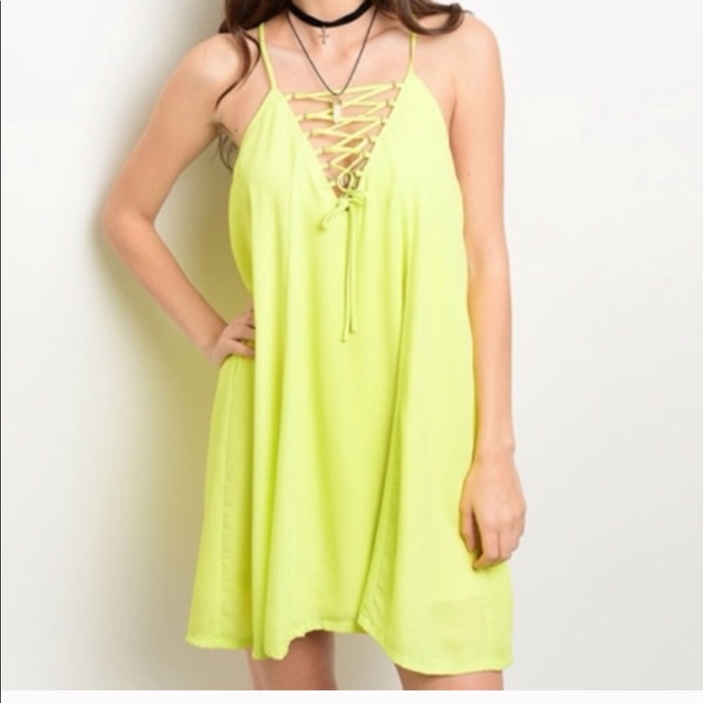Vibrant Yellow Date Night/GNO Dress + Free Gift*** - Picture 2 of 4